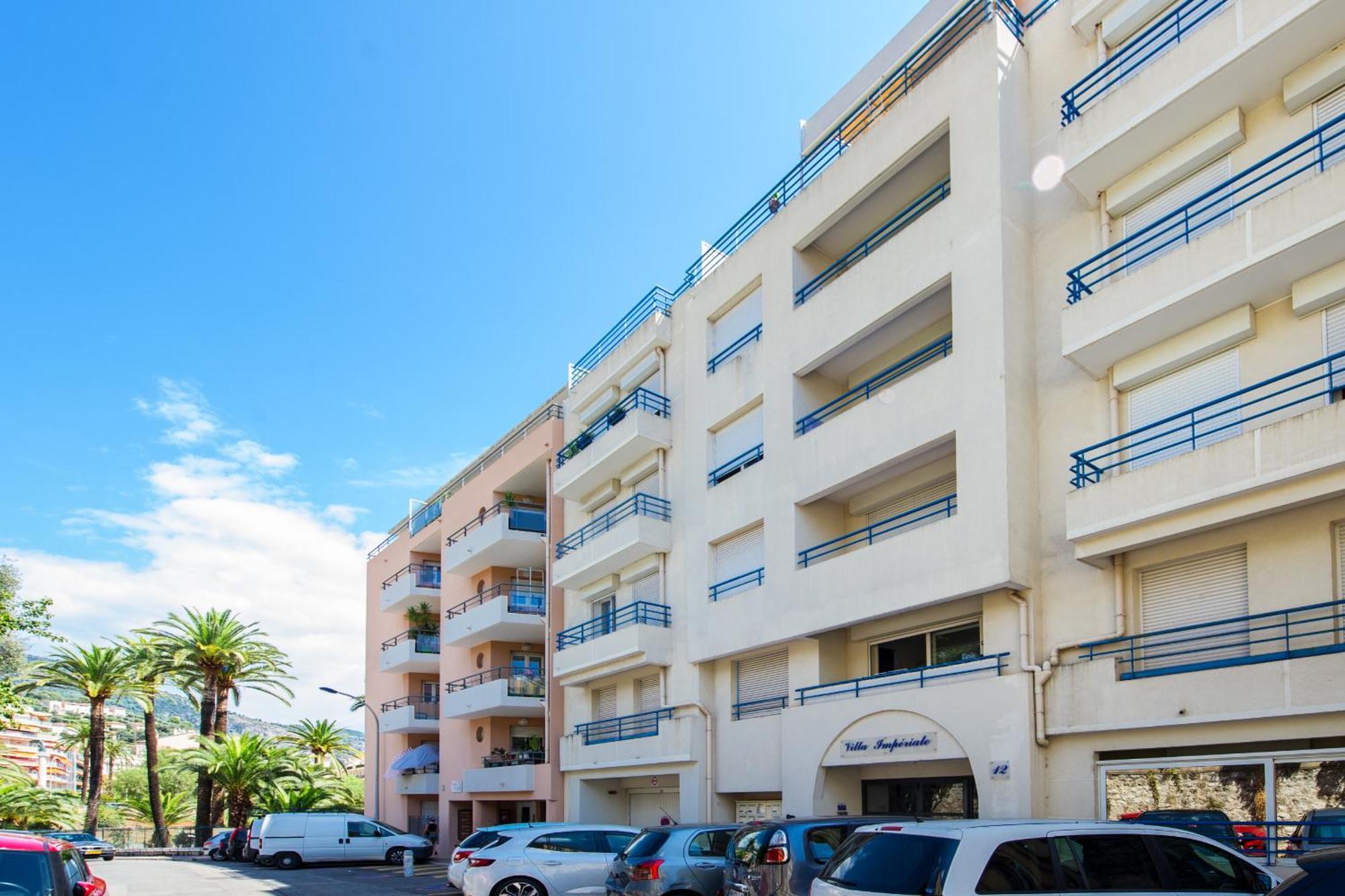 L'Imperial, Terrasse Apartment ม็องตง ภายนอก รูปภาพ
